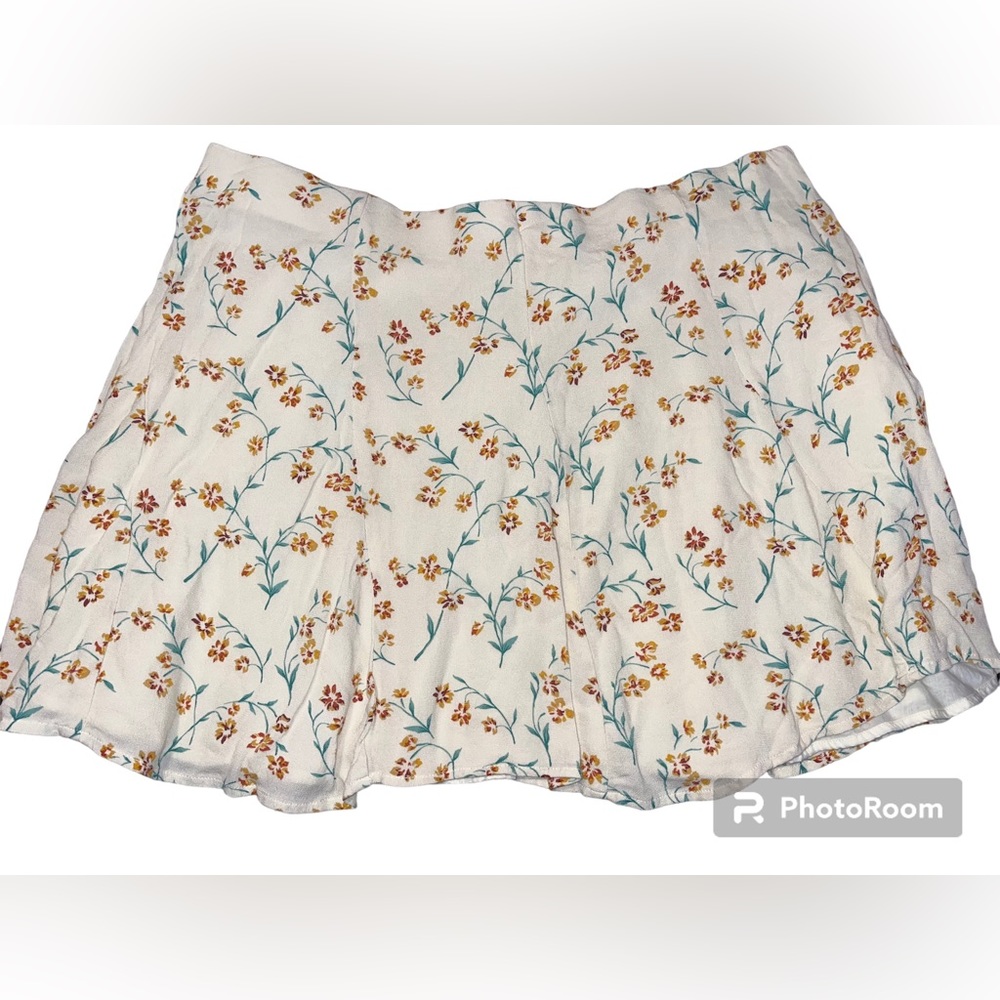 American Eagle Floral Skirt - Size XXL